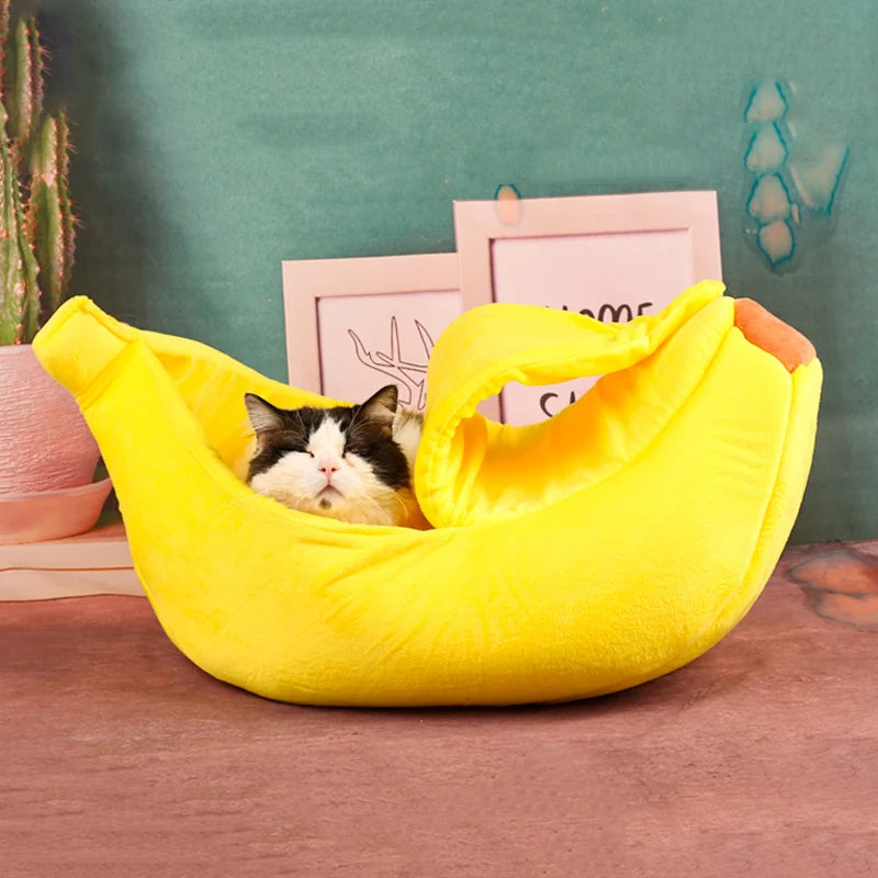 Banana-Shaped Pet Bed