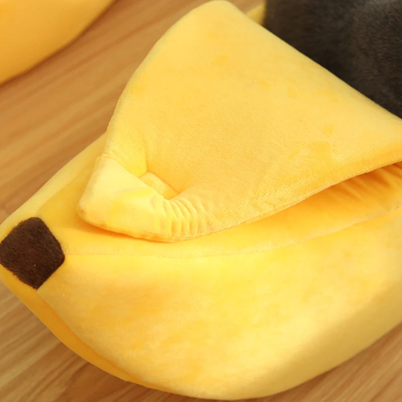 Banana-Shaped Pet Bed