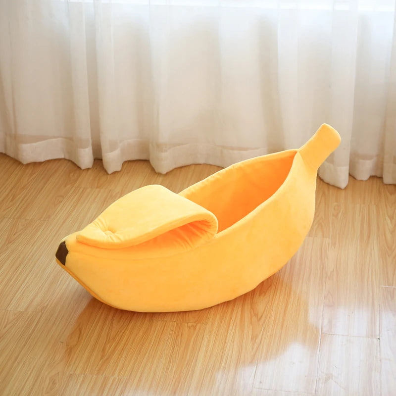 Banana-Shaped Pet Bed